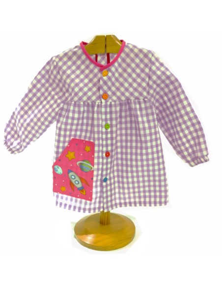 Comprar Bata infantil lila con botones y dibujo espacial