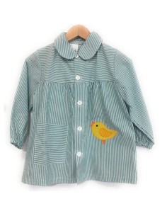 Comprar Bata escolar cerrada con botones Dto.50%
